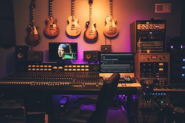 2025 Best AI Mastering Tools: Polish Your Mix Faster